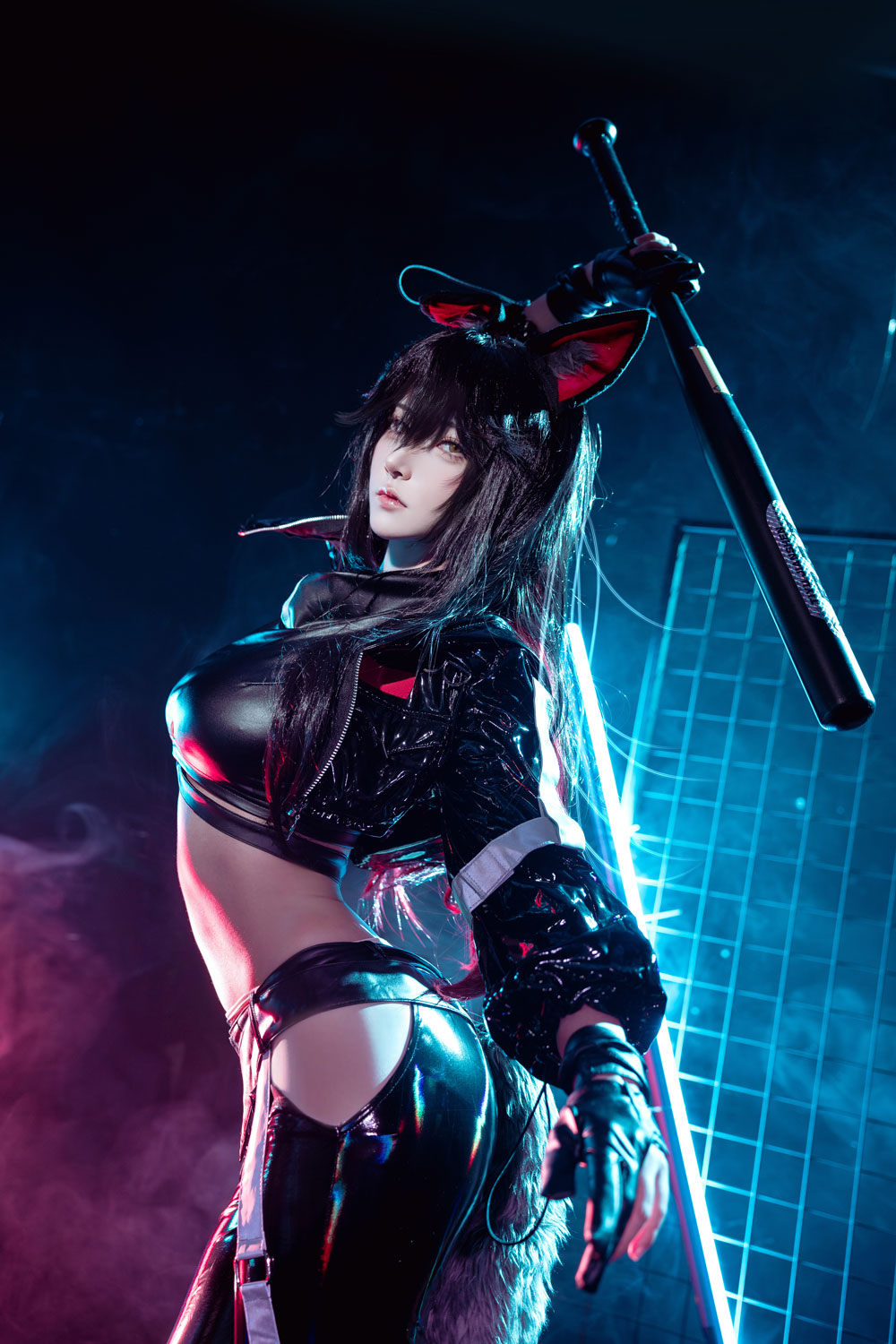 Seya-狮砸《明日方舟》德克萨斯音律联觉COSPLAY图片写真在线看