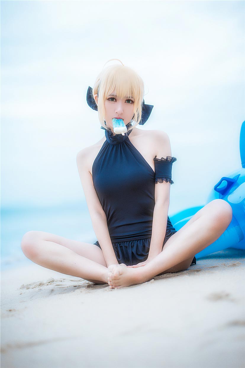 鳗鱼霏儿 海边COS美图