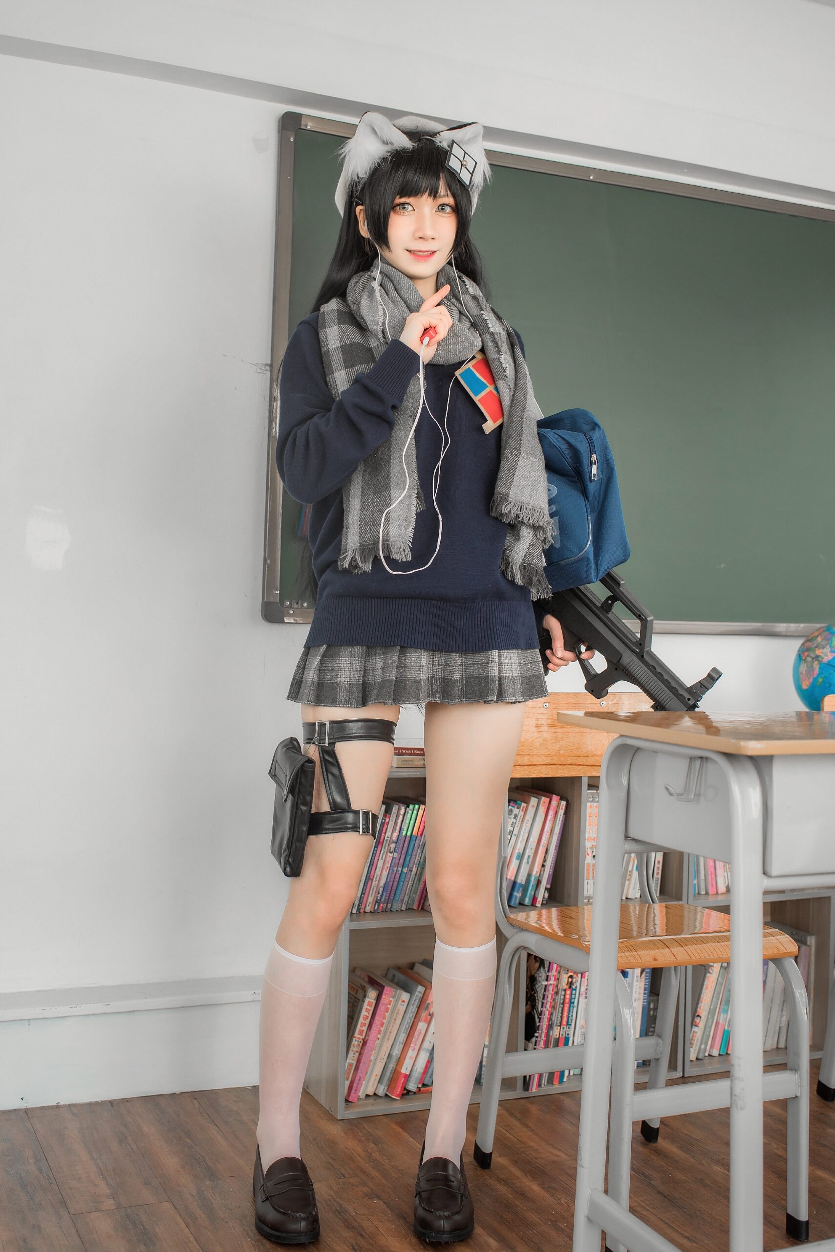 izumi泉桃子 纯白毕业季COS写真图片在线