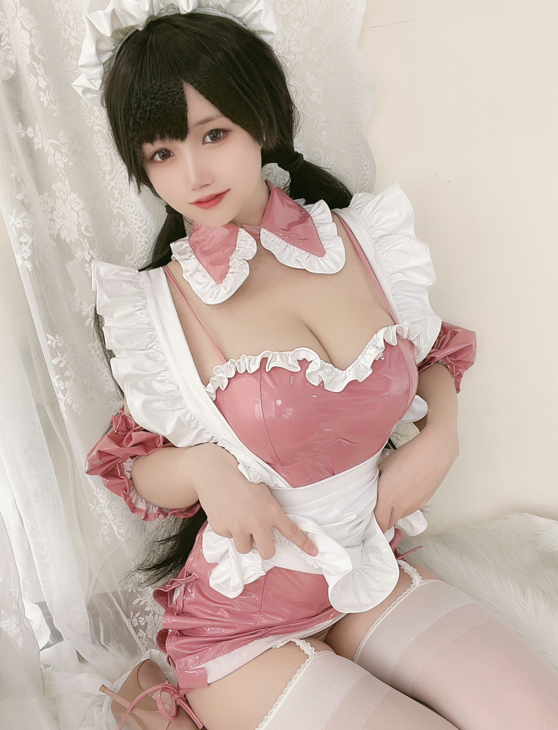 小仓千代w 粉色漆皮女仆COS写真图片图集