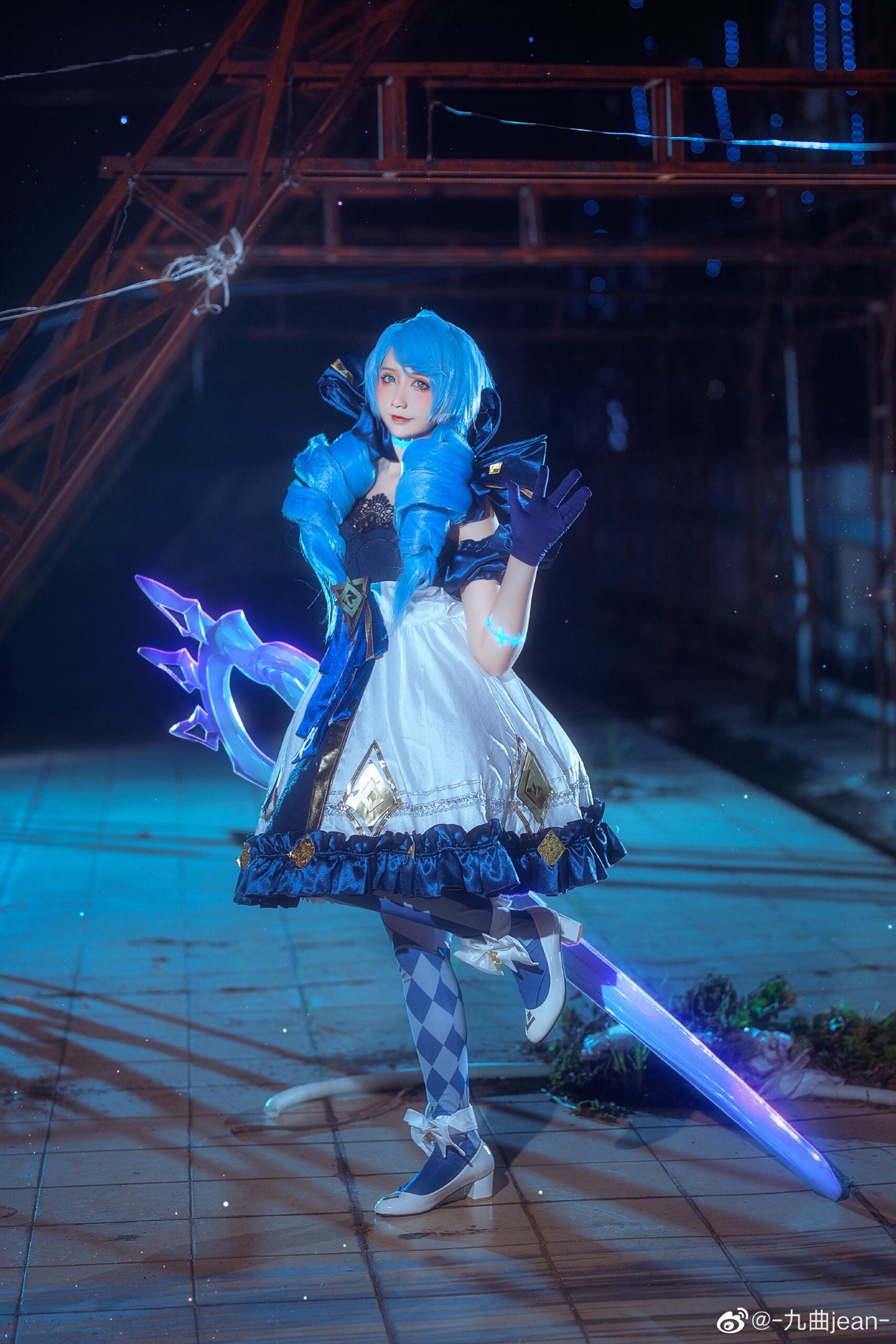 九曲jean《英雄联盟》格温COS写真