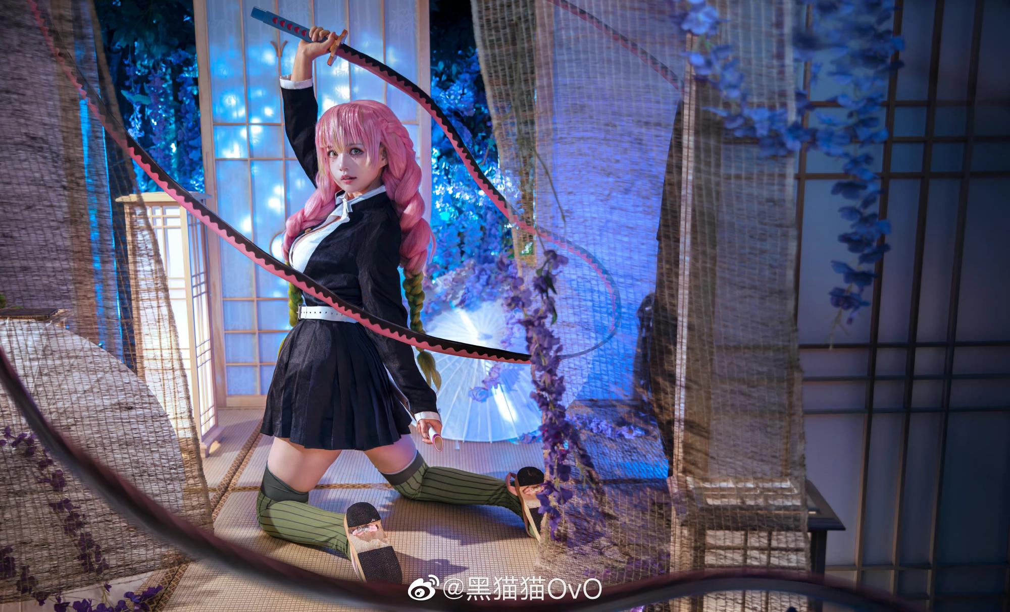 黑猫猫OvO《鬼灭之刃》“恋柱”甘露寺蜜璃COS 黑猫猫OvO《鬼灭之刃》“恋柱”甘露寺蜜璃COS