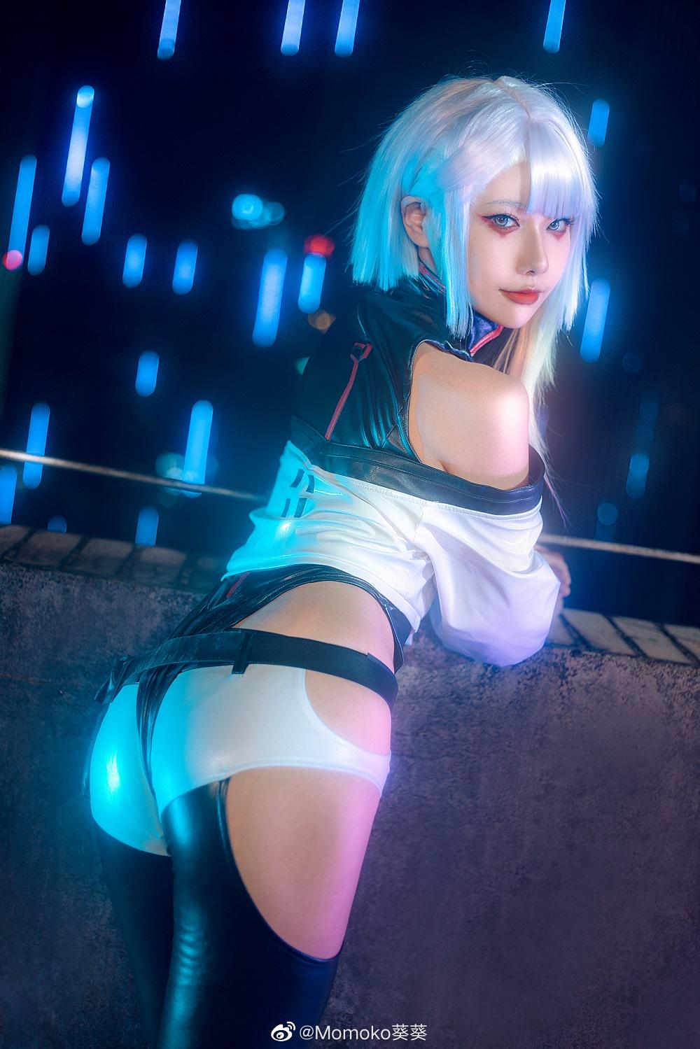 Momoko葵葵 赛博朋克边缘行者Lucy露西COS美图 Momoko葵葵 赛博朋克边缘行者Lucy露西COS美图