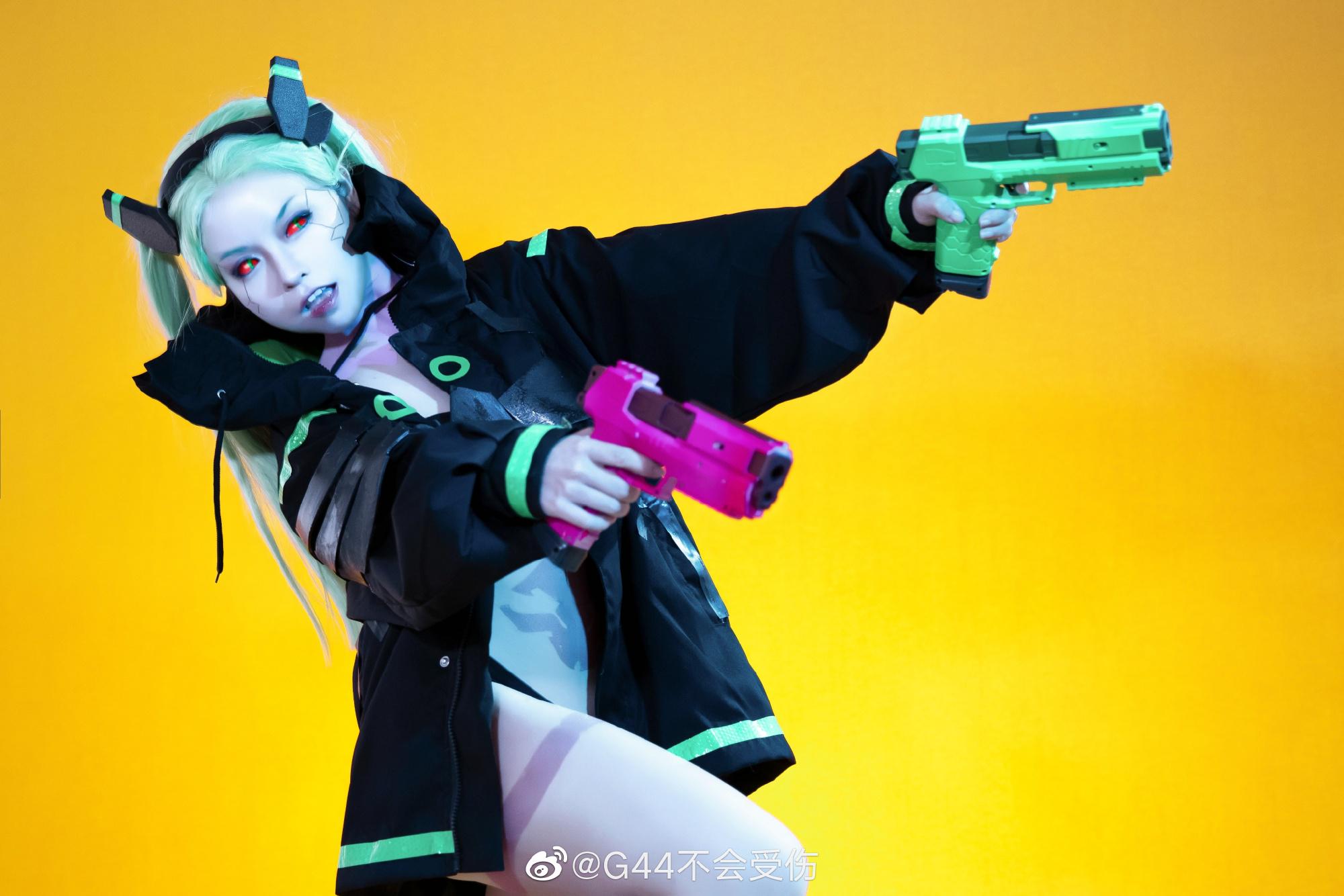 G44不会受伤 COS《赛博朋克边缘行者》瑞贝卡Rebecca角色 G44不会受伤 COS《赛博朋克边缘行者》瑞贝卡Rebecca角色