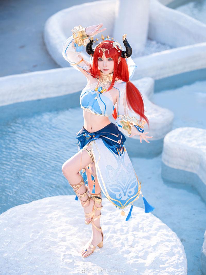 大肉丸Amiee《原神》妮露cosplay图片
