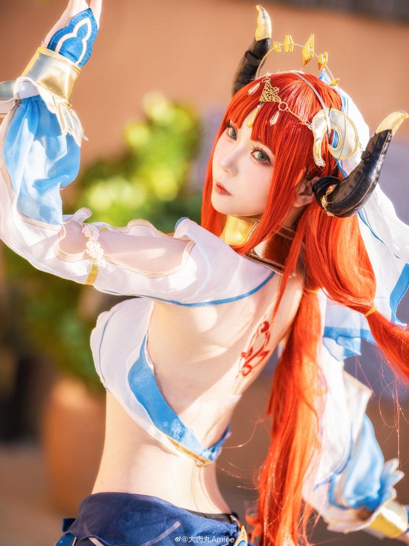 大肉丸Amiee《原神》妮露cosplay图片