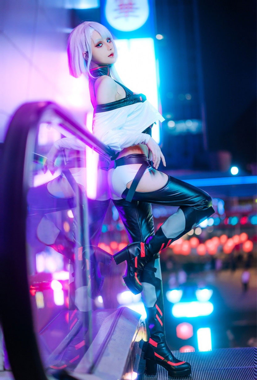奶狮_《赛博朋克边缘行者》Lucy露西COS美图