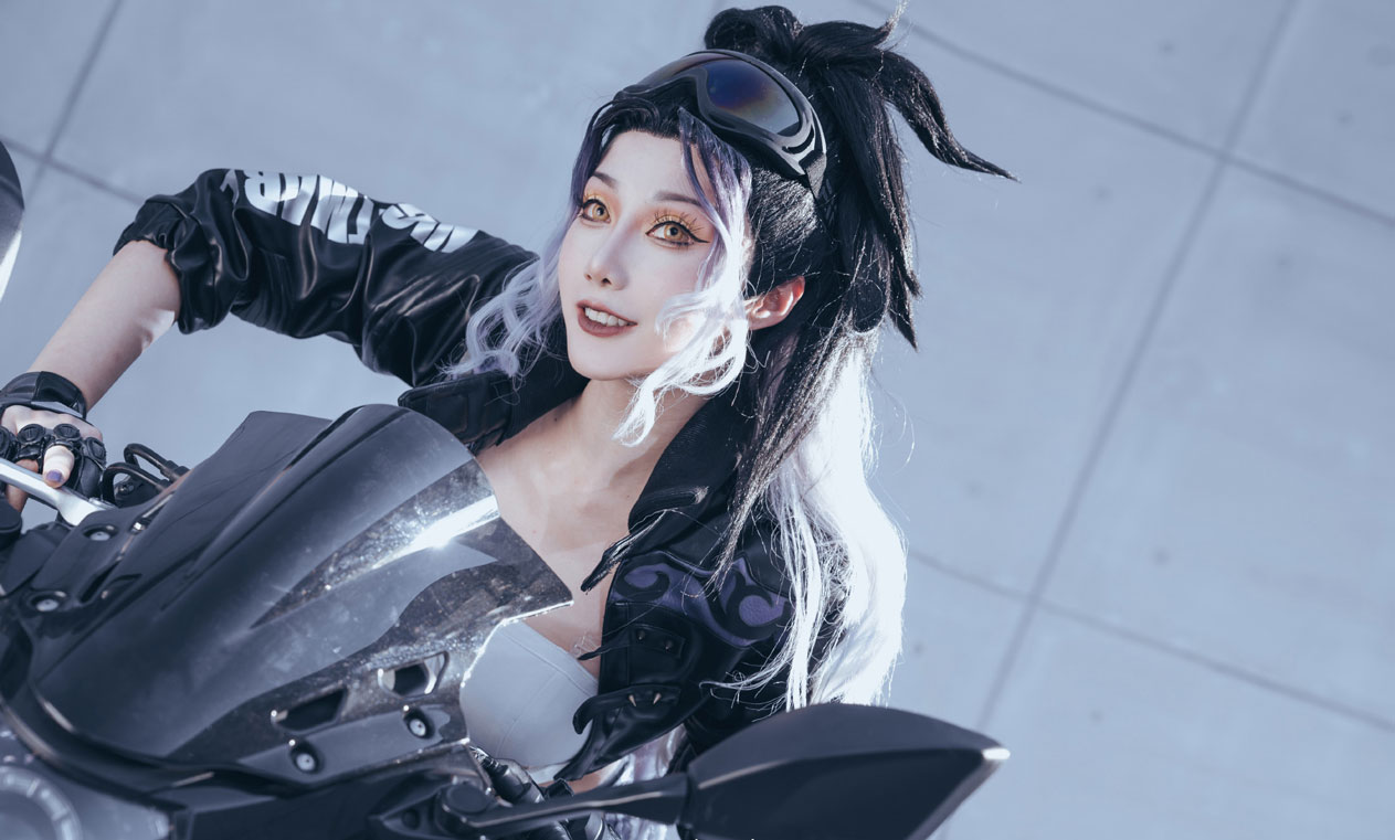 如月灰《非匿名指令》夜骑士COS美图