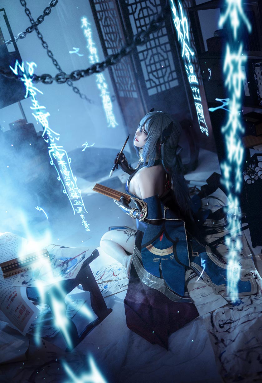 小南宫zzZ最新作品《崩坏:星穹铁道》寒鸦COS